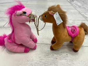 Мягкая игрушка Символ года ЛОШАДКА с русифицированным музыкальным чипом 25 см