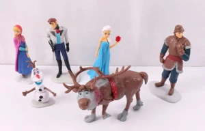 Игрушечный набор 6  фигурок  мультгероев 10  см  в  пакете