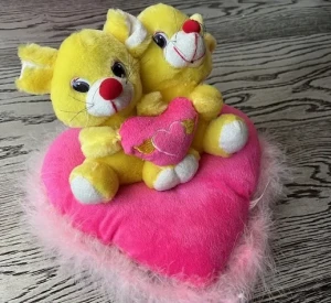 Мягкая Игрушка Две мышки на сердце