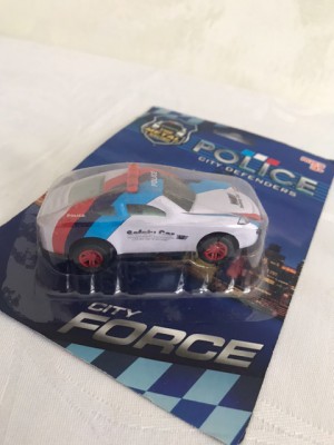 Игрушка Машина металлическая 8х4х3 см в блистере 17х12 см