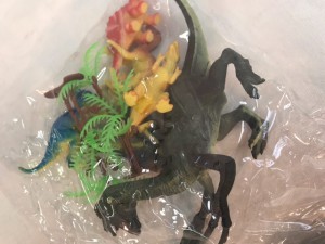 Игрушечный Набор динозавров в пакете 26х19 см