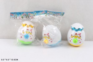 Игрушка Яйцо-брызгалка  10х8х6 см в пакете для игр в ванной